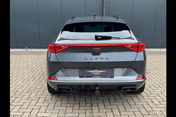 CUPRA Formentor 1.4 e-Hybrid 204pk * Trekhaak * Stoelverwarming * Carplay * Side Assist * CUPRA Formentor 1.4 e-Hybrid 204pk * Trekhaak * Stoelverwarming * Carplay * Side Assist *