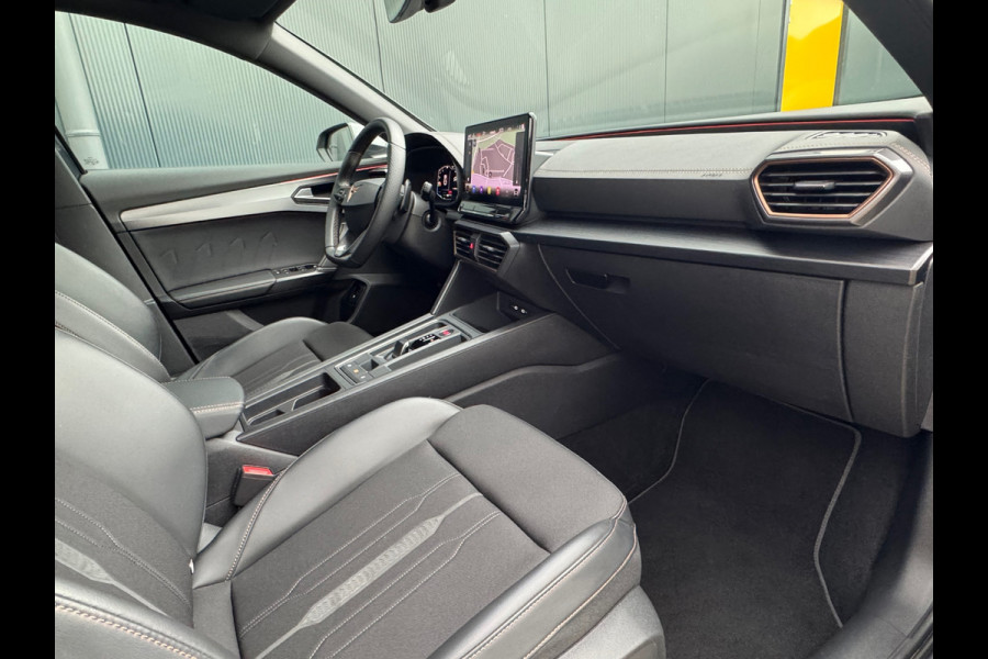 CUPRA Formentor 1.4 e-Hybrid 204pk * Trekhaak * Stoelverwarming * Carplay * Side Assist * CUPRA Formentor 1.4 e-Hybrid 204pk * Trekhaak * Stoelverwarming * Carplay * Side Assist *