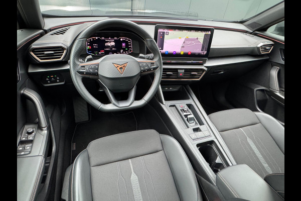 CUPRA Formentor 1.4 e-Hybrid 204pk * Trekhaak * Stoelverwarming * Carplay * Side Assist * CUPRA Formentor 1.4 e-Hybrid 204pk * Trekhaak * Stoelverwarming * Carplay * Side Assist *