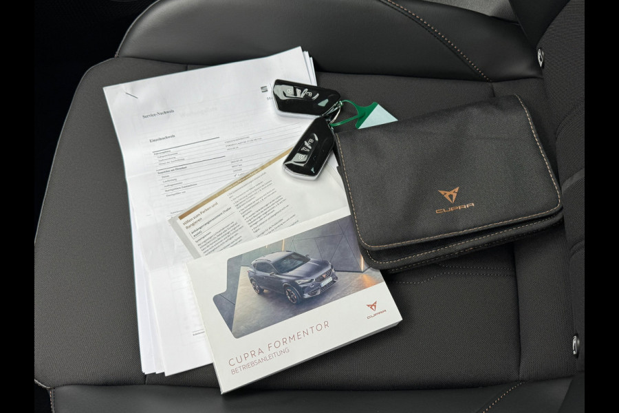 CUPRA Formentor 1.4 e-Hybrid 204pk * Trekhaak * Stoelverwarming * Carplay * Side Assist * CUPRA Formentor 1.4 e-Hybrid 204pk * Trekhaak * Stoelverwarming * Carplay * Side Assist *