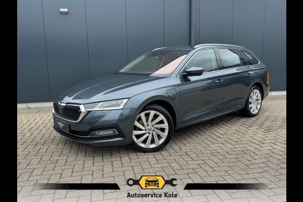 Škoda Octavia Combi 1.4 TSI iV PHEV Style * Memory * Head-up Display * Stoelverwarming * Camera * Škoda Octavia Combi 1.4 TSI iV PHEV Style * Memory * Head-up Display * Stoelverwarming * Camera *
