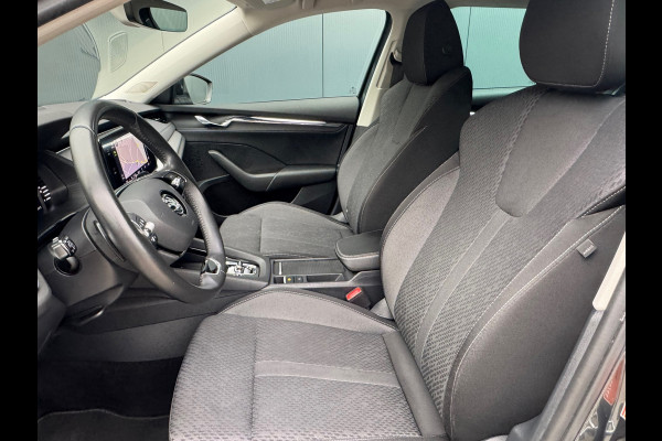 Škoda Octavia Combi 1.4 TSI iV PHEV Style * Memory * Head-up Display * Stoelverwarming * Camera * Škoda Octavia Combi 1.4 TSI iV PHEV Style * Memory * Head-up Display * Stoelverwarming * Camera *