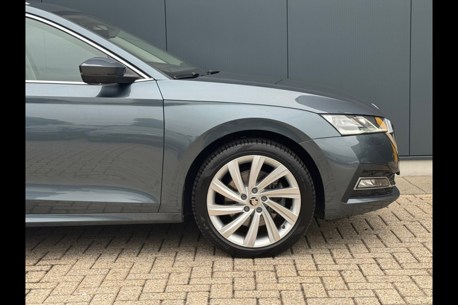 Škoda Octavia Combi 1.4 TSI iV PHEV Style * Memory * Head-up Display * Stoelverwarming * Camera * Škoda Octavia Combi 1.4 TSI iV PHEV Style * Memory * Head-up Display * Stoelverwarming * Camera *