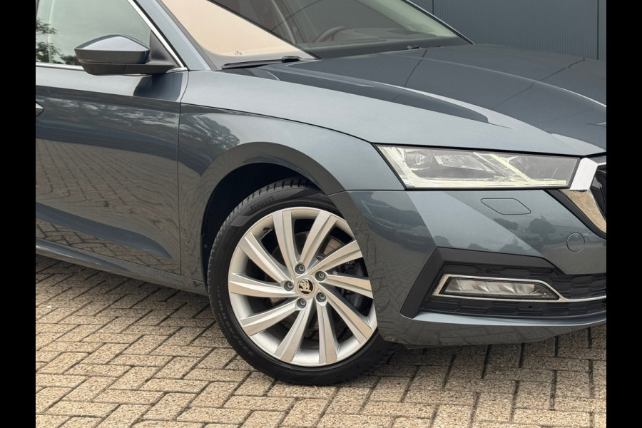 Škoda Octavia Combi 1.4 TSI iV PHEV Style * Memory * Head-up Display * Stoelverwarming * Camera * Škoda Octavia Combi 1.4 TSI iV PHEV Style * Memory * Head-up Display * Stoelverwarming * Camera *