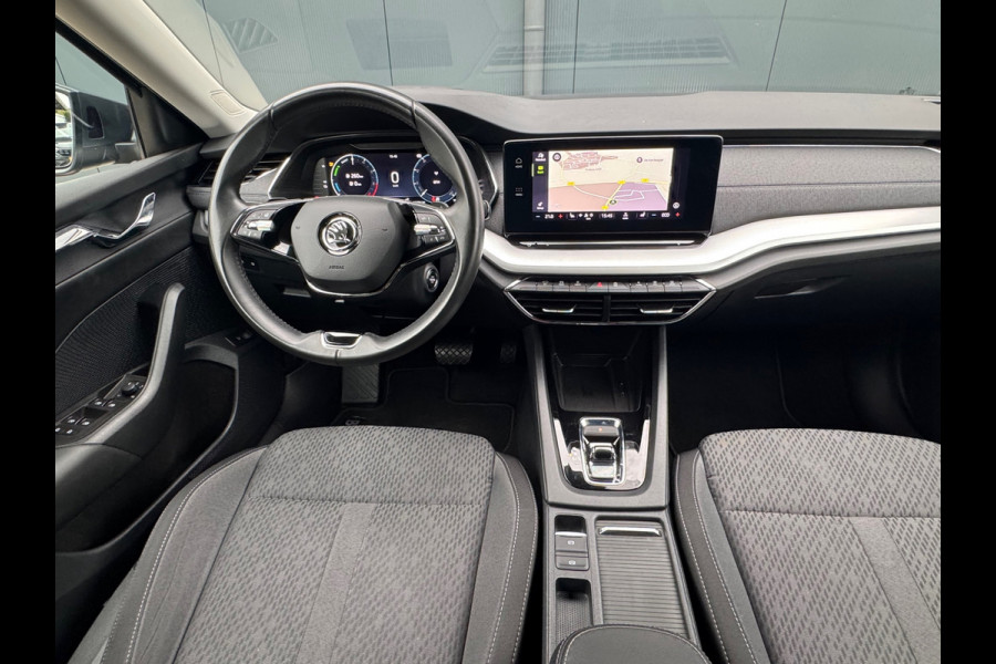 Škoda Octavia Combi 1.4 TSI iV PHEV Style * Memory * Head-up Display * Stoelverwarming * Camera * Škoda Octavia Combi 1.4 TSI iV PHEV Style * Memory * Head-up Display * Stoelverwarming * Camera *