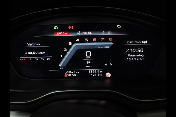 Audi A4 Avant 35 TFSI S edition Competition 150 pk S-tronic | Verlengde garantie | Navigatie | Parkeersensoren | LED koplampen | Stoelverwarming | S-Line |