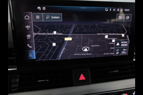Audi A4 Avant 35 TFSI S edition Competition 150 pk S-tronic | Verlengde garantie | Navigatie | Parkeersensoren | LED koplampen | Stoelverwarming | S-Line |