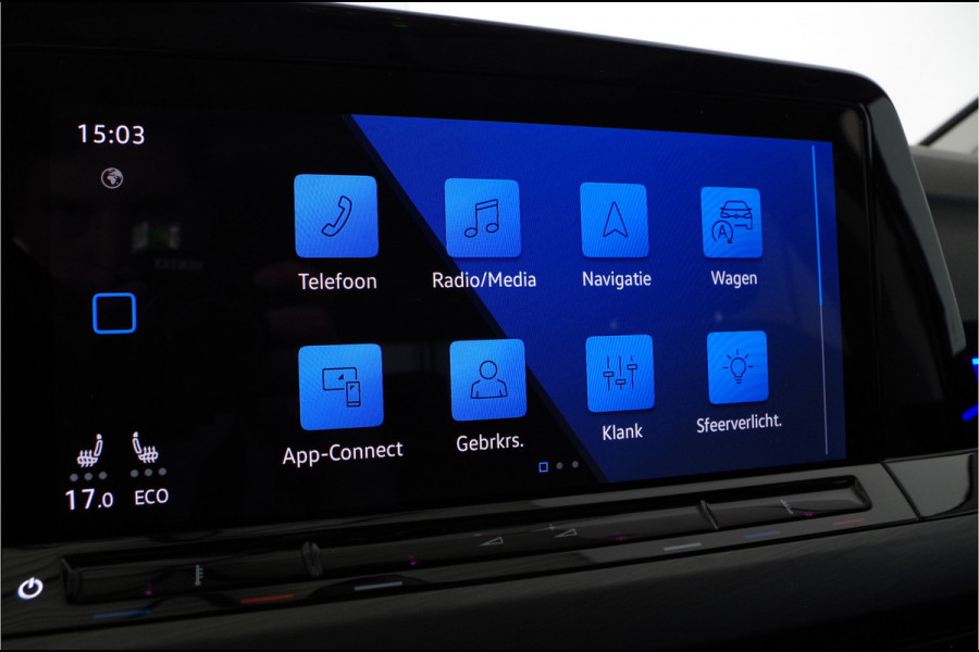 Volkswagen Golf 1.4 eHybrid Style > 204pk/Pano.schuif/Memory/IQ.Light/trekhaak/Sportstoelen...