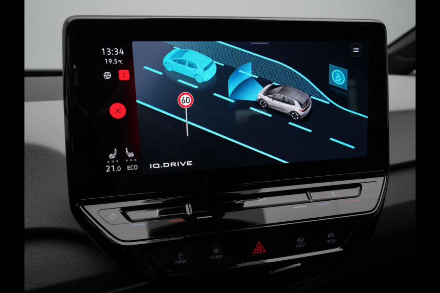 Volkswagen ID.3 Life 58 kWh 204pk Navigatie Stoelverwarming Led Carplay 298