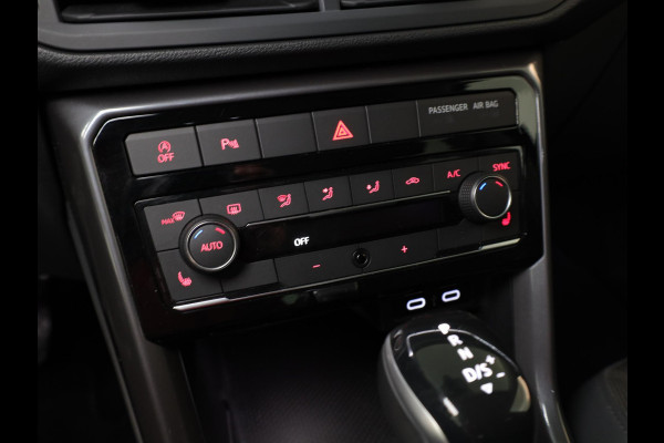 Volkswagen T-Cross 1.5 TSI Style 150 PK DSG | Navigatie | Digitaal dashboard | Inklapbare spiegels | Stoelverwarming |