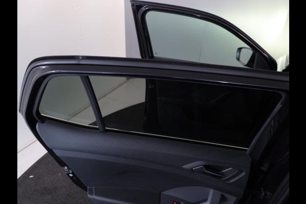 Volkswagen T-Cross 1.5 TSI Style 150 PK DSG | Navigatie | Digitaal dashboard | Inklapbare spiegels | Stoelverwarming |