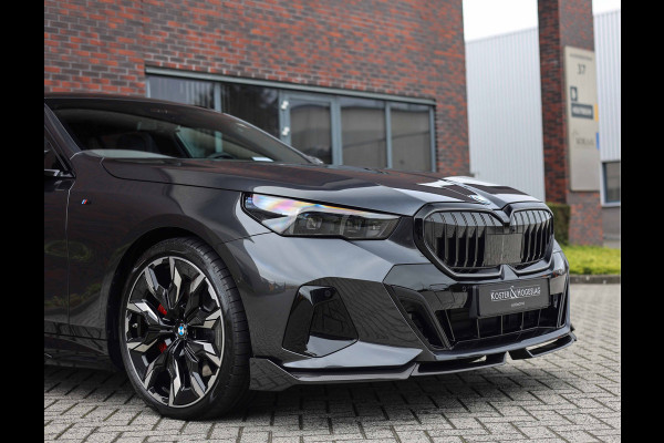 BMW 5 Serie Touring 550e xDrive | M Performance - Pano - Trekhaak - HUD BMW 5 Serie Touring 550e xDrive | M Performance - Pano - Trekhaak - HUD