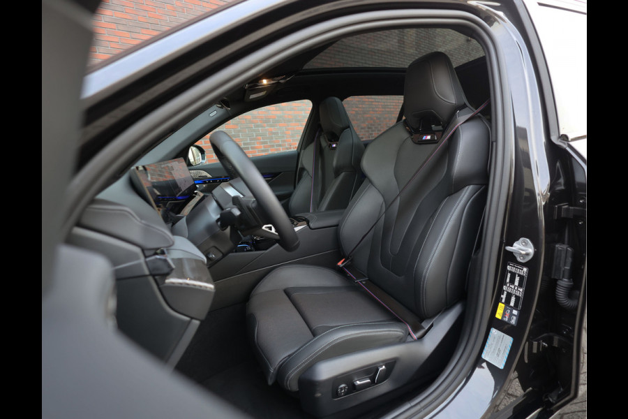BMW 5 Serie Touring 550e xDrive | M Performance - Pano - Trekhaak - HUD BMW 5 Serie Touring 550e xDrive | M Performance - Pano - Trekhaak - HUD