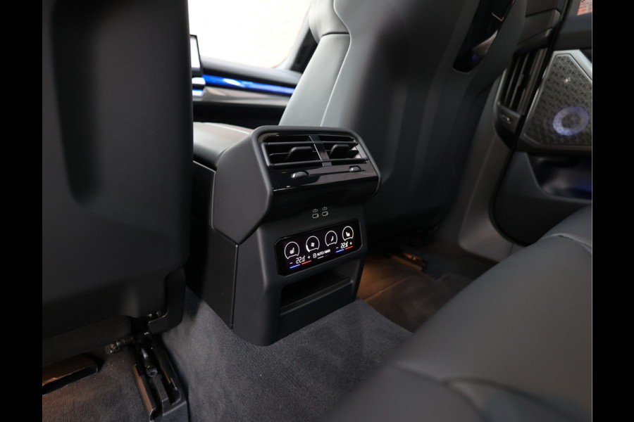 BMW 5 Serie Touring 550e xDrive | M Performance - Pano - Trekhaak - HUD BMW 5 Serie Touring 550e xDrive | M Performance - Pano - Trekhaak - HUD