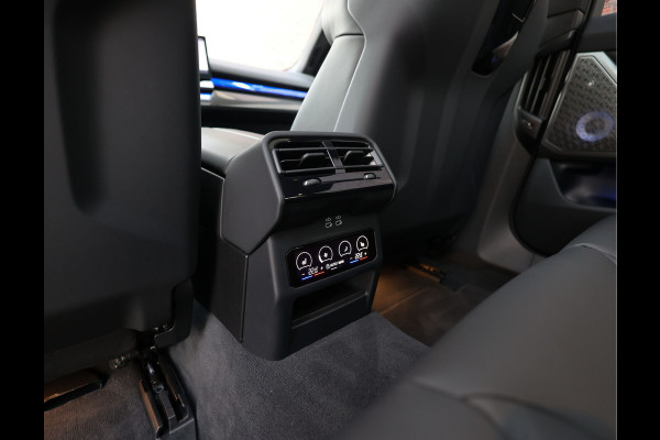 BMW 5 Serie Touring 550e xDrive | M Performance - Pano - Trekhaak - HUD BMW 5 Serie Touring 550e xDrive | M Performance - Pano - Trekhaak - HUD