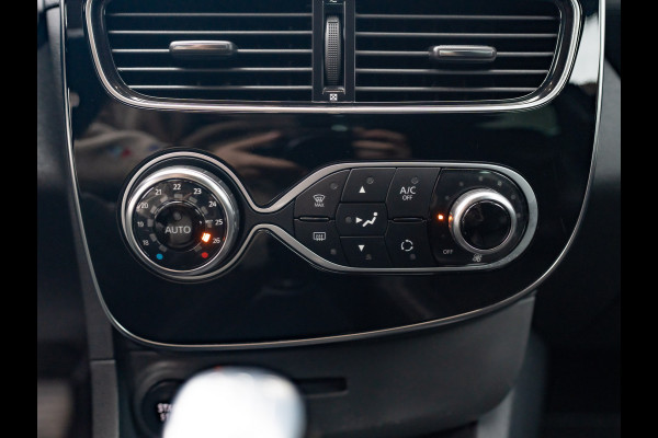 Renault Clio 0.9 TCe Intens | Camera | 17'' | LED | Parkeersensoren | Prijs Rijklaar!! Renault Clio 0.9 TCe Intens | Camera | 17'' | LED | Parkeersensoren | Prijs Rijklaar!!
