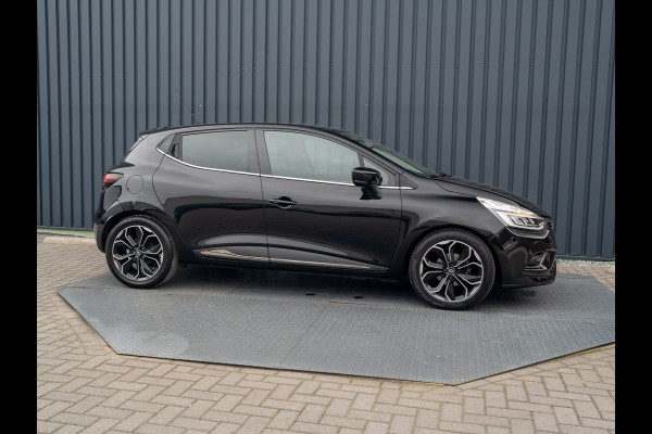 Renault Clio 0.9 TCe Intens | Camera | 17'' | LED | Parkeersensoren | Prijs Rijklaar!! Renault Clio 0.9 TCe Intens | Camera | 17'' | LED | Parkeersensoren | Prijs Rijklaar!!