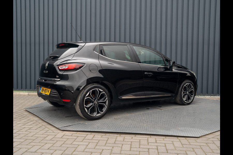 Renault Clio 0.9 TCe Intens | Camera | 17'' | LED | Parkeersensoren | Prijs Rijklaar!! Renault Clio 0.9 TCe Intens | Camera | 17'' | LED | Parkeersensoren | Prijs Rijklaar!!