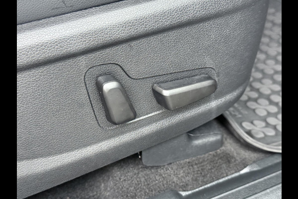 Hyundai Santa Fe 1.6 T-GDI PHEV Premium Sky RIJKLAARPRIJS INCL. 12MND BOVAG