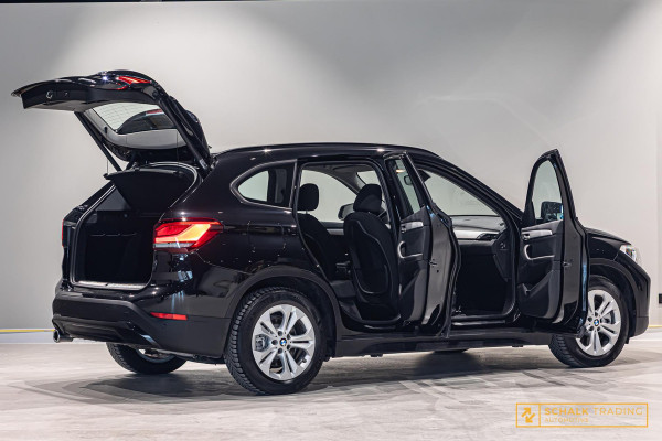 BMW X1 XDrive25e High Executive|LED|Psensor|Garantie|1eig