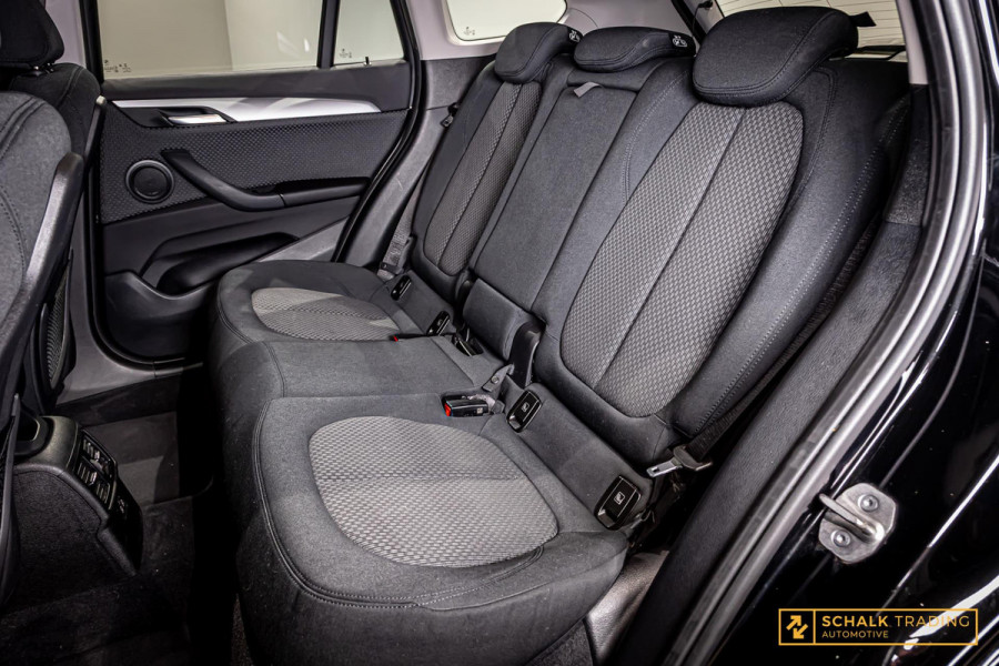 BMW X1 XDrive25e High Executive|LED|Psensor|Garantie|1eig