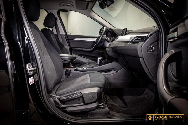 BMW X1 XDrive25e High Executive|LED|Psensor|Garantie|1eig