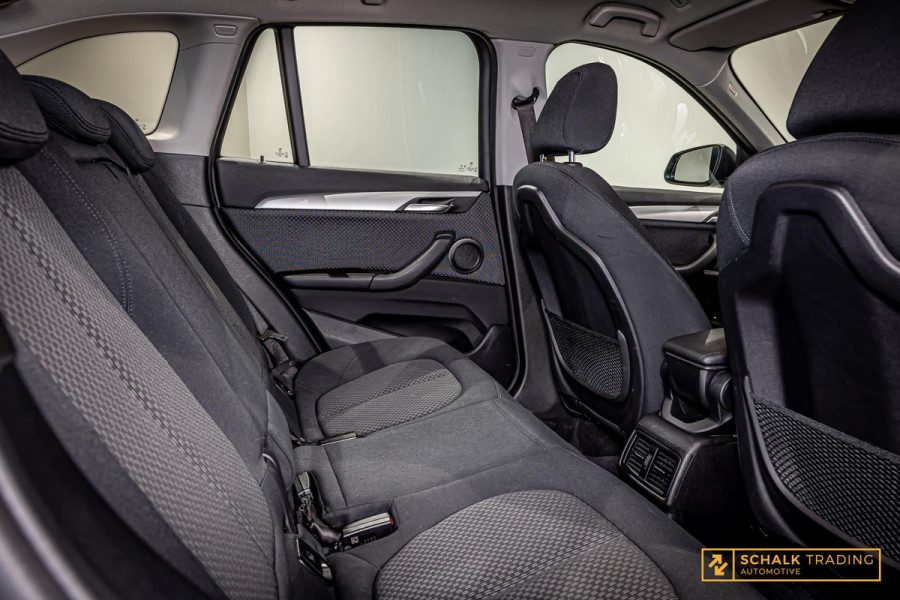 BMW X1 XDrive25e High Executive|LED|Psensor|Garantie|1eig