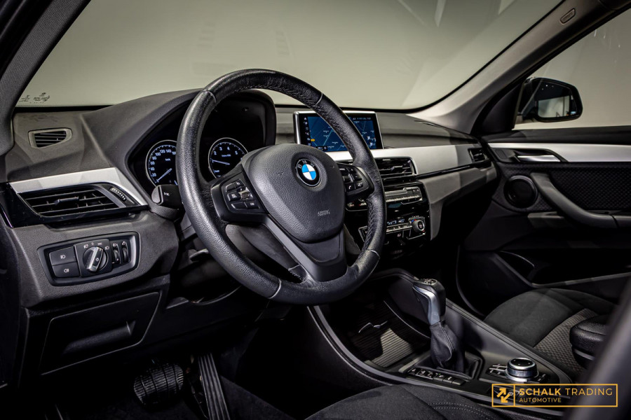 BMW X1 XDrive25e High Executive|LED|Psensor|Garantie|1eig
