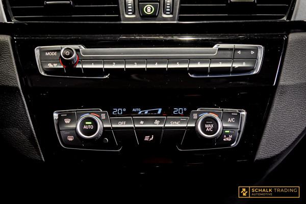 BMW X1 XDrive25e High Executive|LED|Psensor|Garantie|1eig