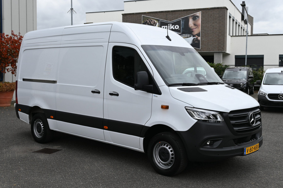Mercedes-Benz Sprinter 317 CDI L2H2 Pro HD LED, Navigatie met parkeerpakket, Geveerde stoel, Stoelverwarming
