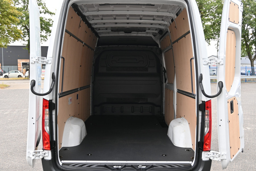 Mercedes-Benz Sprinter 317 CDI L2H2 Pro HD LED, Navigatie met parkeerpakket, Geveerde stoel, Stoelverwarming
