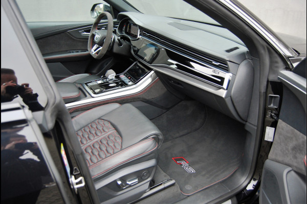 Audi RSQ8 4.0 TFSI Quattro Alcantara Pano Audi RSQ8 4.0 TFSI Quattro Alcantara Pano