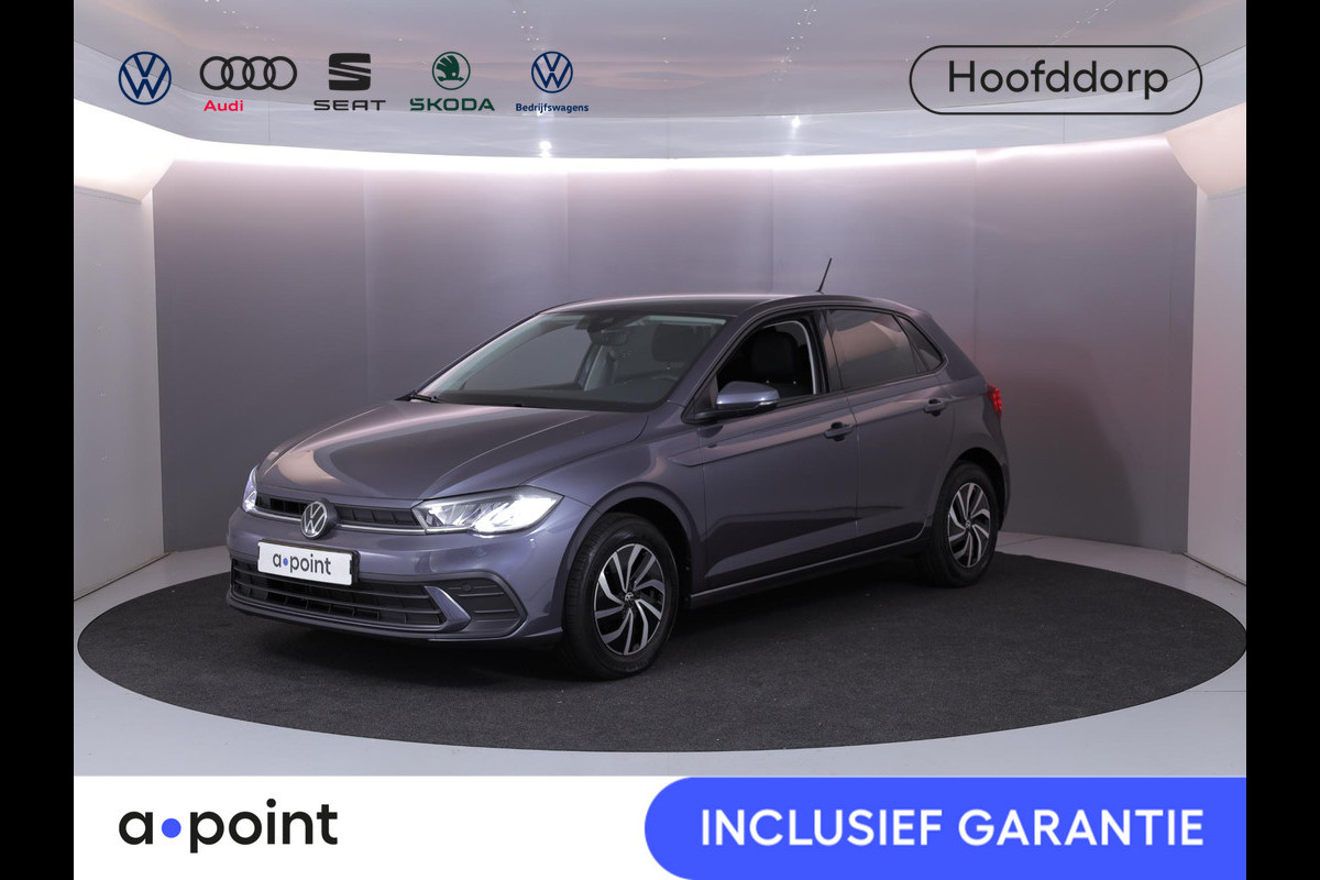 Volkswagen Polo 1.0 TSI Life Edition 95 pk | Verlengde garantie | Navigatie via App | Parkeersensoren achter | Achteruitrijcamera | Autom. airco | Adaptieve cruise control | Volkswagen Polo 1.0 TSI Life Edition 95 pk | Verlengde garantie | Navigatie via App | Parkeersensoren achter | Achteruitrijcamera | Autom. airco | Adaptieve cruise control |