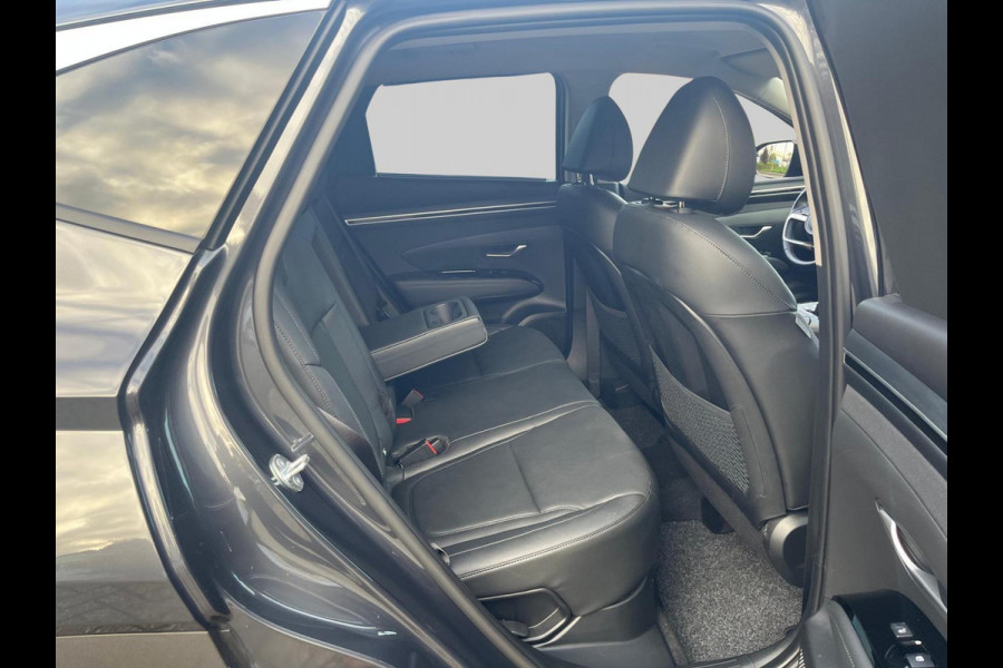 Hyundai Tucson 1.6 T-GDI HEV Premium | Auto is binnen |