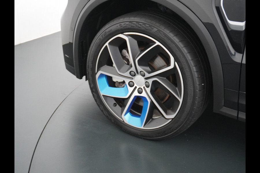 Lynk & Co 01 AUT-7 261pk PHEV Zwarte-Hemel Pano-Schuifdak Lmv 20" 360°Camera Apple Carplay Android Auto Adap.Cruise Navi Pdc Ecc Keyless Led  Elek.Memory.Stoel File assistent Dodehoek detector Elektrisch bedienbare achterklep Rijstrooksensor Wifi Verkeersbord detectie 425Nm koppel 3,7kw laadvermogen 1.800KG-Trekvermogen! €44.880 Nieuwprijs 1e Eigenaar Origineel NLse auto! Lynk & Co 01 AUT-7 261pk PHEV Zwarte-Hemel Pano-Schuifdak Lmv 20" 360°Camera Apple Carplay Android Auto Adap.Cruise Navi Pdc Ecc Keyless Led  Elek.Memory.Stoel File assistent Dodehoek detector Elektrisch bedienbare achterklep Rijstrooksensor Wifi Verkeersbord detectie 425Nm koppel 3,7kw laadvermogen 1.800KG-Trekvermogen! €44.880 Nieuwprijs 1e Eigenaar Origineel NLse auto!