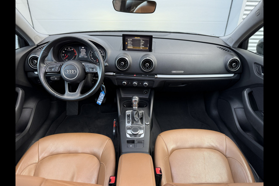 Audi A3 Sportback 35 TFSI CoD | Leder | Panoramadak | Trekhaak | Navigatie