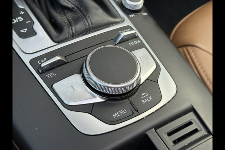 Audi A3 Sportback 35 TFSI CoD | Leder | Panoramadak | Trekhaak | Navigatie