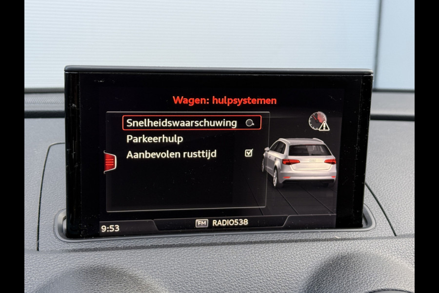 Audi A3 Sportback 35 TFSI CoD | Leder | Panoramadak | Trekhaak | Navigatie