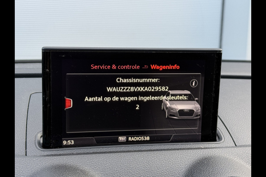 Audi A3 Sportback 35 TFSI CoD | Leder | Panoramadak | Trekhaak | Navigatie