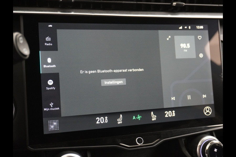 Lynk & Co 01 1.5 PHEV AUT-7 261pk Pano-Schuifdak Lmv 20" 360°Camera Apple Carplay Android Auto Adap.Cruise Navi Pdc Ecc Keyless Led Plug-In H Elek.Memory.Stoel File assistent Dodehoek detector Elektrisch bedienbare achterklep Rijstrooksensor Wifi Verkeersbord detectie 425Nm koppel 3,7kw laadvermogen €44.882 Nieuwprijs 1e Eigenaar Origineel NLse auto! Lynk & Co 01 1.5 PHEV AUT-7 261pk Pano-Schuifdak Lmv 20" 360°Camera Apple Carplay Android Auto Adap.Cruise Navi Pdc Ecc Keyless Led Plug-In H Elek.Memory.Stoel File assistent Dodehoek detector Elektrisch bedienbare achterklep Rijstrooksensor Wifi Verkeersbord detectie 425Nm koppel 3,7kw laadvermogen €44.882 Nieuwprijs 1e Eigenaar Origineel NLse auto!
