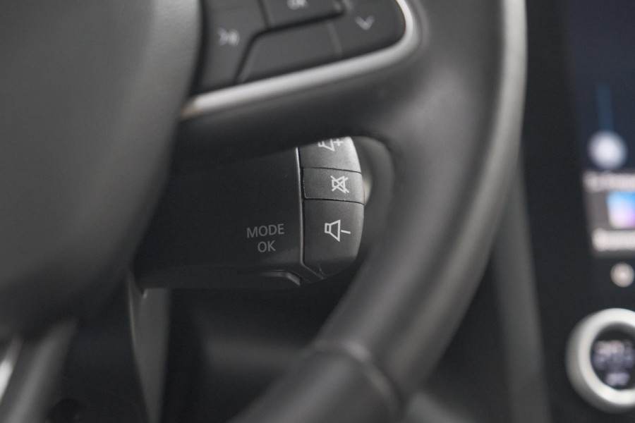 Renault MEGANE Estate TCe 140 EDC Techno | Trekhaak | Camera | Navigatie | 9.3 Inch Groot Scherm