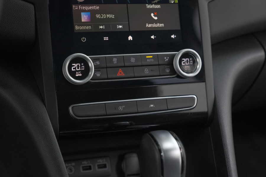 Renault MEGANE Estate TCe 140 EDC Techno | Trekhaak | Camera | Navigatie | 9.3 Inch Groot Scherm