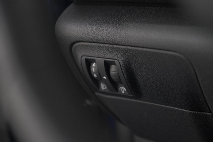 Renault MEGANE Estate TCe 140 EDC Techno | Trekhaak | Camera | Navigatie | 9.3 Inch Groot Scherm