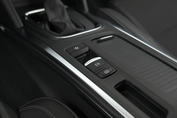 Renault MEGANE Estate TCe 140 EDC Techno | Trekhaak | Camera | Navigatie | 9.3 Inch Groot Scherm