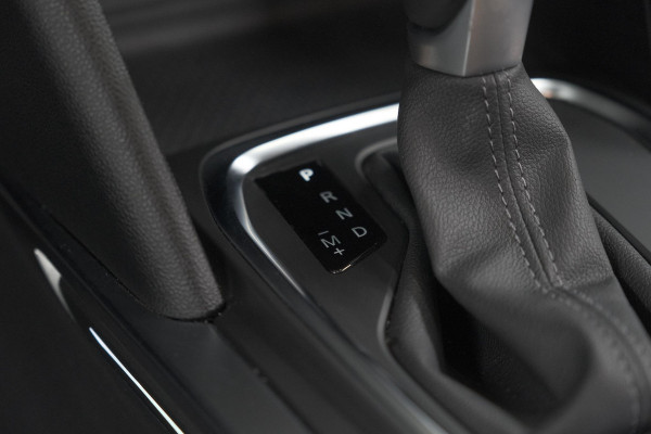 Renault MEGANE Estate TCe 140 EDC Techno | Trekhaak | Camera | Navigatie | 9.3 Inch Groot Scherm