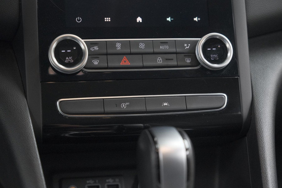 Renault MEGANE Estate TCe 140 EDC Techno | Trekhaak | Camera | Navigatie | 9.3 Inch Groot Scherm