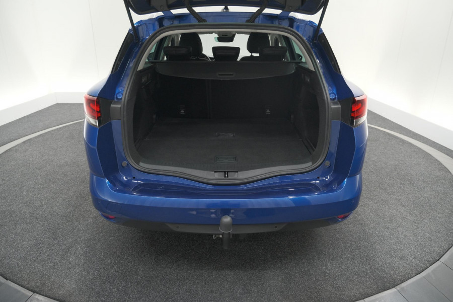Renault MEGANE Estate TCe 140 EDC Techno | Trekhaak | Camera | Navigatie | 9.3 Inch Groot Scherm