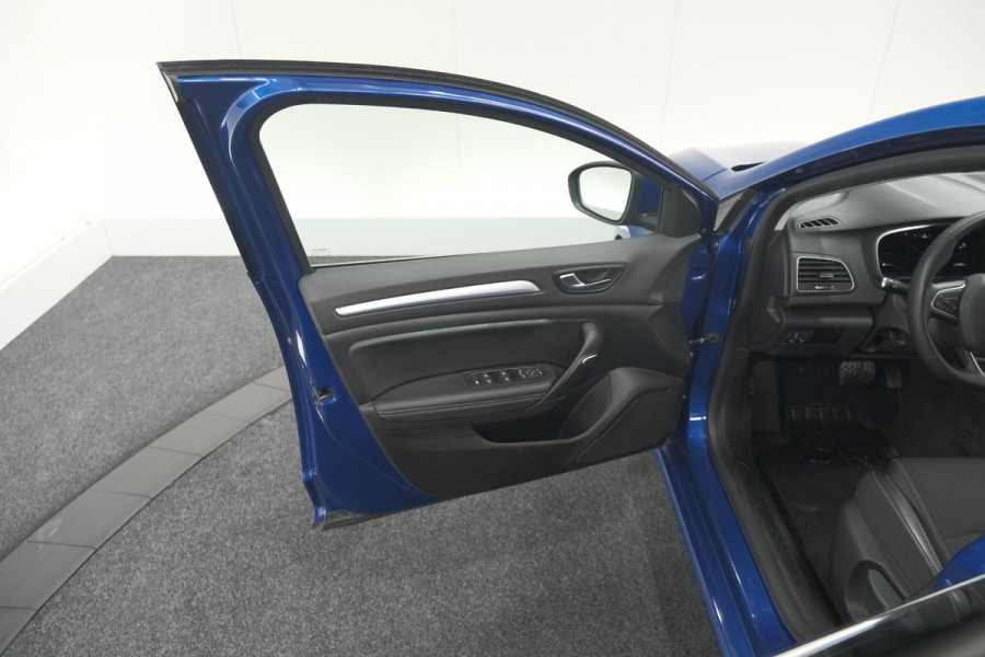 Renault MEGANE Estate TCe 140 EDC Techno | Trekhaak | Camera | Navigatie | 9.3 Inch Groot Scherm