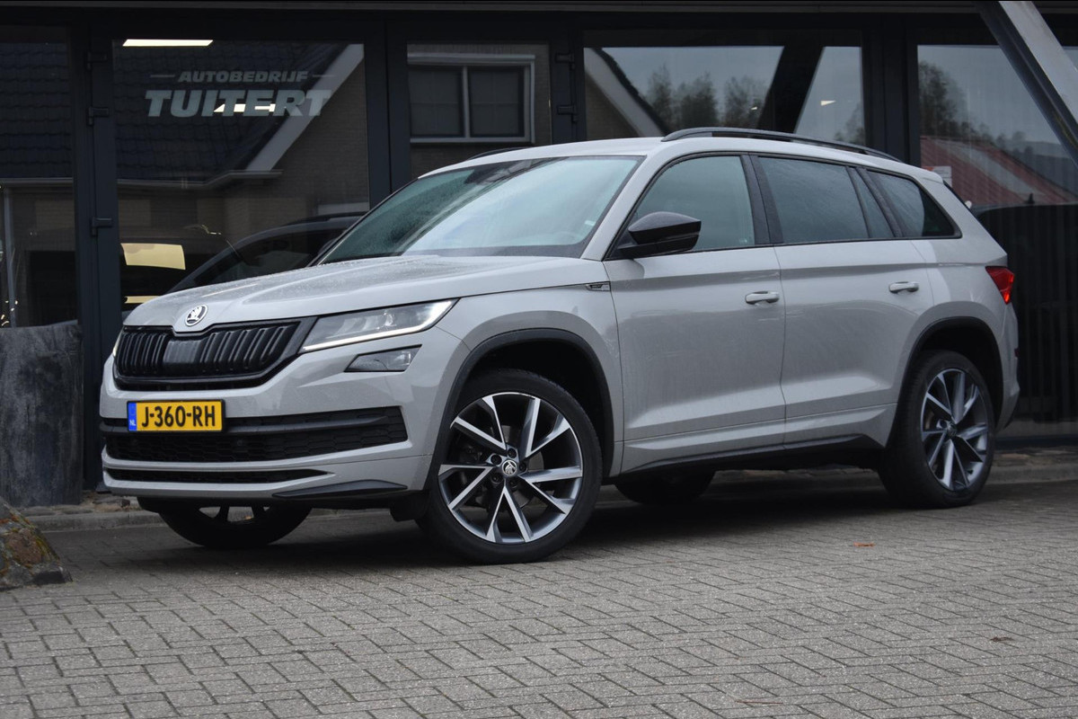 Škoda Kodiaq 1.5 TSI Sportline | TREKHAAK | CAMERA | NAP | ADAPT. CRUISE CONTROLE | APPLE CARPLAY | ANDROID AUTO Škoda Kodiaq 1.5 TSI Sportline | TREKHAAK | CAMERA | NAP | ADAPT. CRUISE CONTROLE | APPLE CARPLAY | ANDROID AUTO