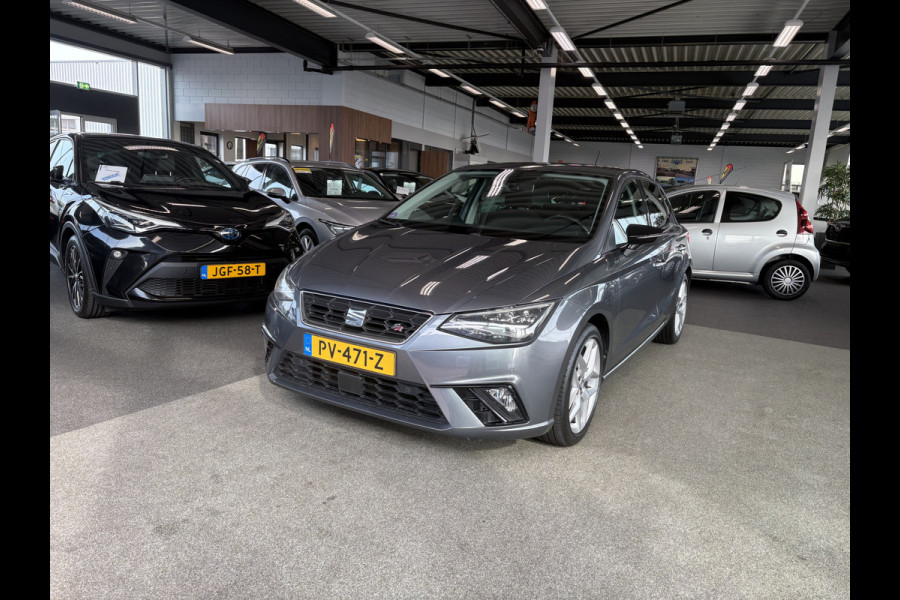 Seat Ibiza 1.0 TSi FR Business Intense CAMERA/LED/CARPLAY/NAVI/ADAPT.CRUISE/TREKHAAK Seat Ibiza 1.0 TSi FR Business Intense CAMERA/LED/CARPLAY/NAVI/ADAPT.CRUISE/TREKHAAK